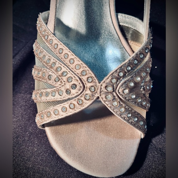 ***** SOLD ***** - Picture 3 of 9